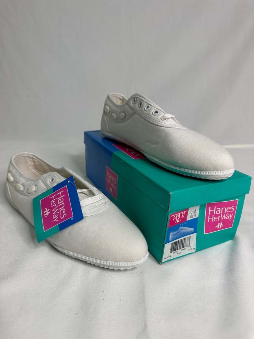 Hanes White Canvas Slip-On Women's Sneakers